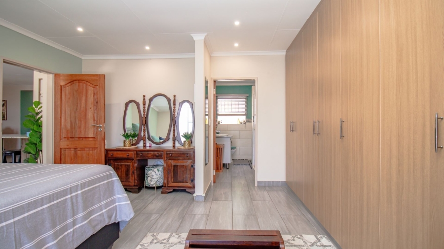 4 Bedroom Property for Sale in Cashan North West